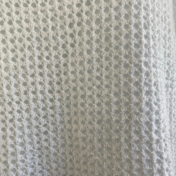❤️ Chico’s White sequin knit tank top Size 1 ( Medium ) - Picture 2 of 8